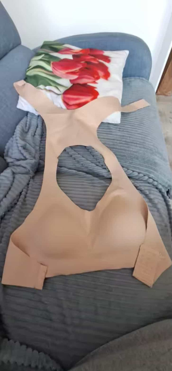 Laura J.